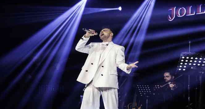 Usta yorumcudan Usta Şarkılar albümü