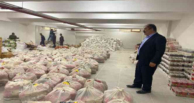 Şenoba Belde Belediye Başkanı Alihan Babat’tan Şırnak’ın her yerine erzak desteği