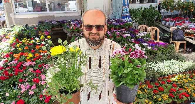 Görenler gözlerini alamıyor, renkleri ile cezbediyor