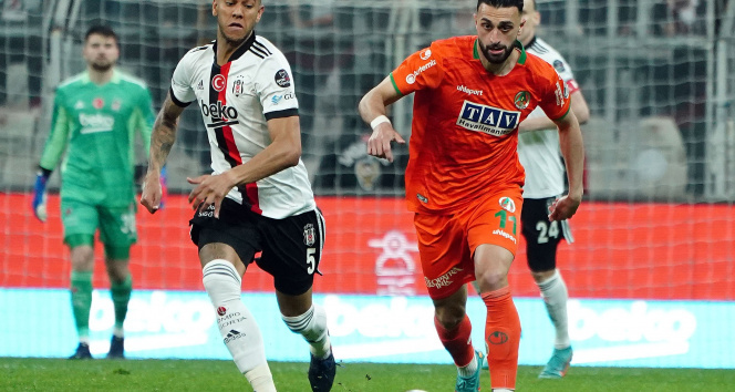 Beşiktaş - Alanyaspor Maçı Canlı Anlatım