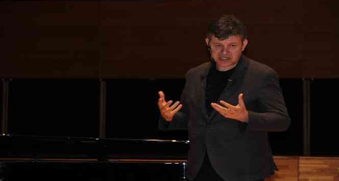 Prof. Dr. Ünal Aydın: "Kanserin ilk olarak kafada yenilmesi gerekiyor"