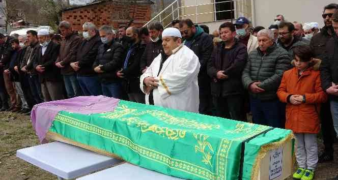 Kocası tarafından öldürülen kadın toprağa verildi
