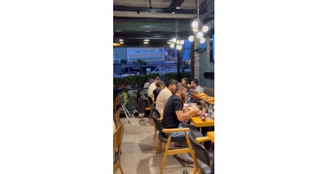 Piton Döner, iftarda dolup taşıyor