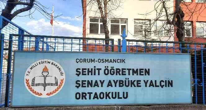 Şehit Aybüke öğretmenin ismini taşıyan okulun adı var, binası yok