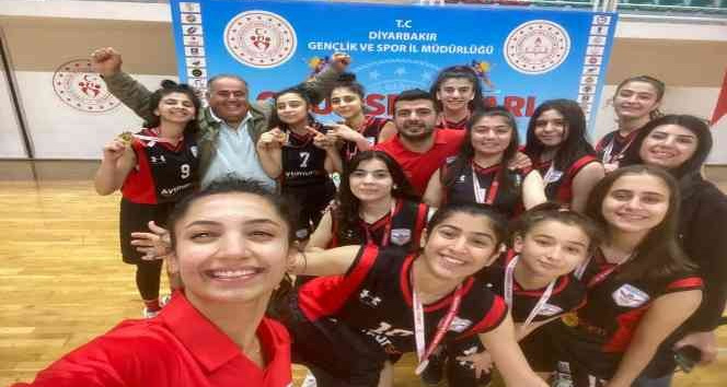 Nusaybinli basketbolcular Türkiye finallerine kaldı