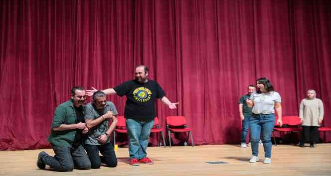 Mahşer-i Cümbüş, Denizlililerle buluştu