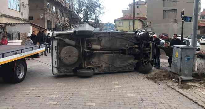 Ölümden döndü, kendinden çok arabasını düşündü