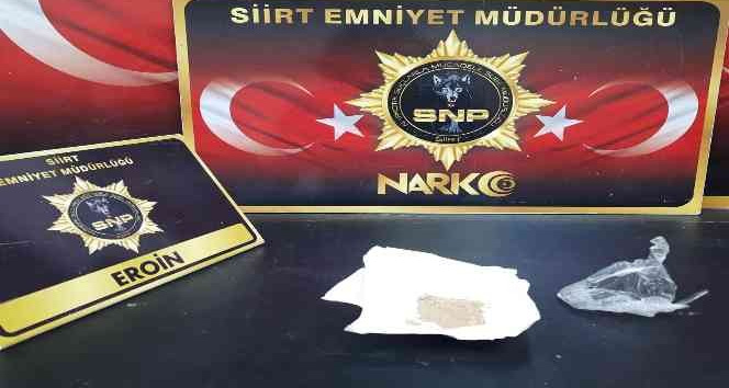 Siirt’te şüpheli şahıs ağzında uyuşturucu madde ile yakalandı
