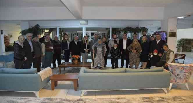 Biga Belediyesi, huzurevinde iftar verdi