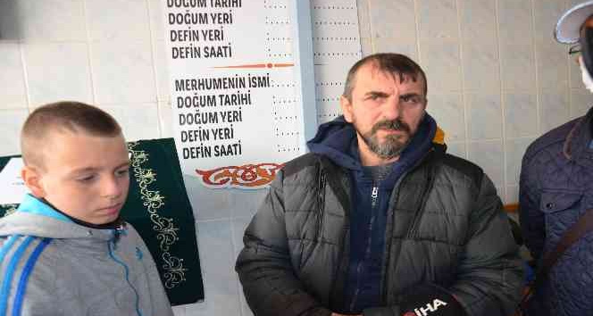 7 yaşındaki evlatlarını trafik kazası sonucu toprağa veren aile adalet istiyor