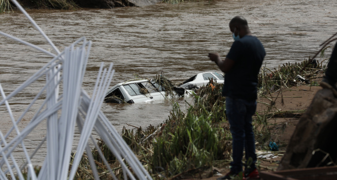Güney Afrikadaki sel felaketinde can kaybı 253e yükseldi