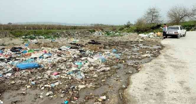 Osmaniye’de Deliçay Deresi çöplüğe döndü
