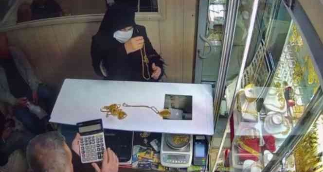 Kadın hırsız, çaldığı kolyenin ağırlığını beğenmeyince 80 bin lira değerinde daha ağırını çaldı