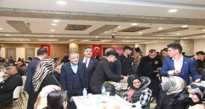 Ahlat Belediyesinden iftar