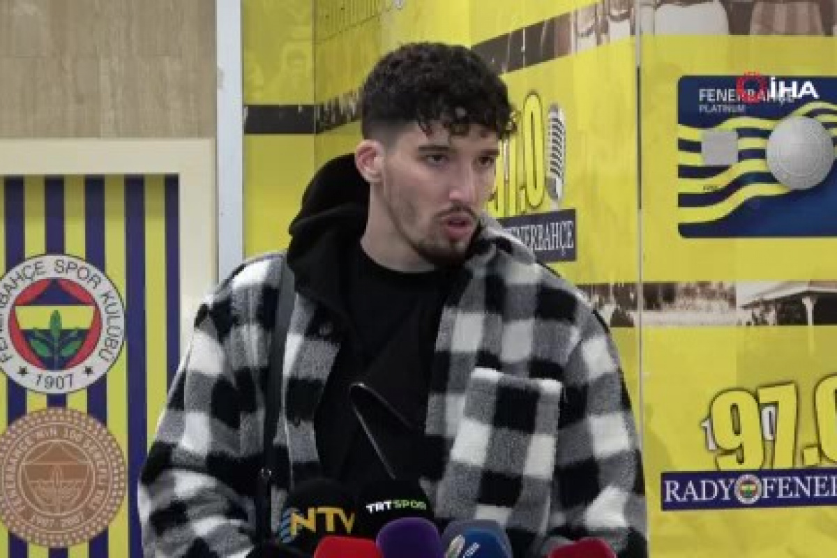 Altay Bayındır: 'İnşallah bu şekilde galibiyet alarak devam ederiz'