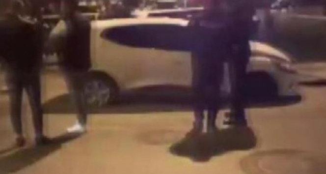 Sancaktepede otomobil yayalara çarptı: 1 ölü, 1 yaralı