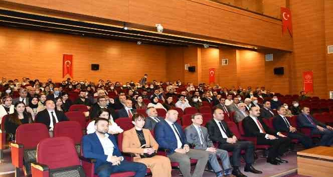 Siirt’te bağımlılıkla mücadele temalı çalıştay düzenlendi