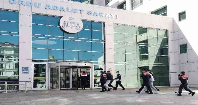 İş yerinden hırsızlık zanlısı 3 kişi yakalandı