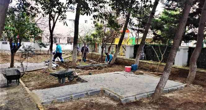 Maltepe’nin mahallelerinde yenileme çalışmaları sürüyor