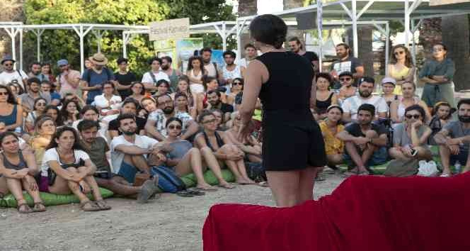 "Deniz Seviyesinde Tiyatro" bu sene Ayvalık’ta düzenlenecek