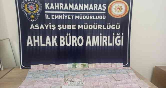 Kumar oynayan 4 kişiye 7 bin 276 lira ceza