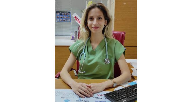 Selendi Devlet Hastanesi’nde yeni dahiliye uzmanı göreve başladı