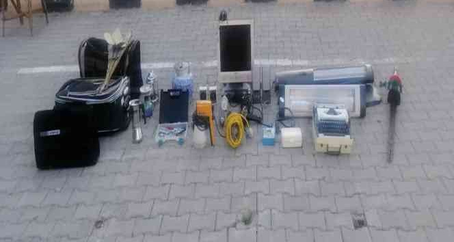 Nevşehir’de evlerden hırsızlık yapan 2 kişi tutuklandı