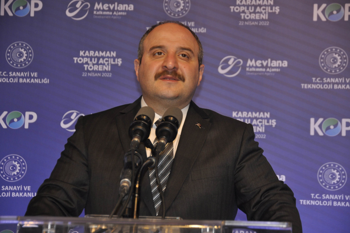 Bakan Varank: &#039;Kılıçdaroğlu ‘4 milyon abonenin elektriği kesik’ dedi, Enerji Bakanımız doğruyu açıkladı&#039;