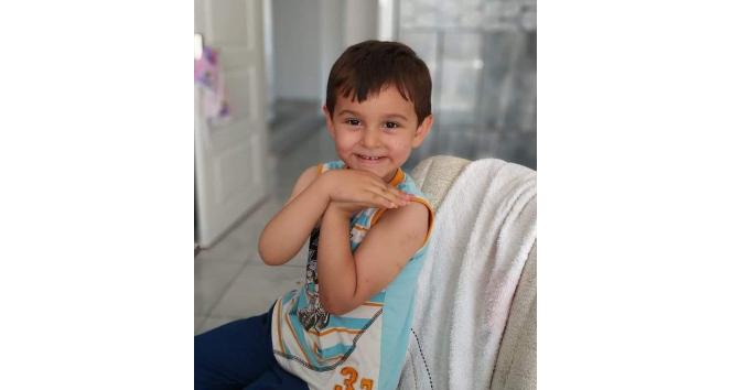 Kamyonun çarptığı 5 yaşındaki çocuk hayatını kaybetti