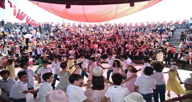 Osmaniye’de renkli 23 Nisan kutlamaları