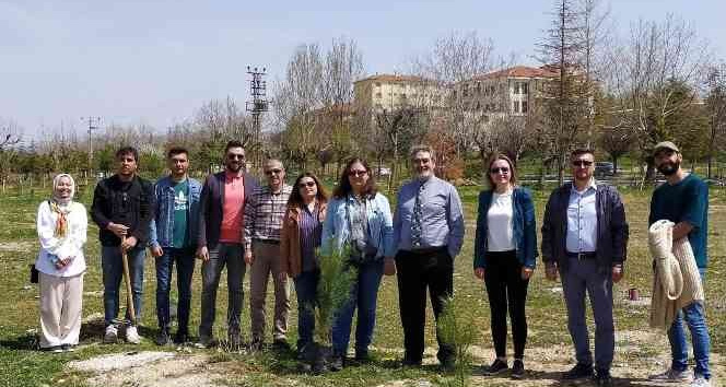 Üniversite hatıra ormanı oluşturdular