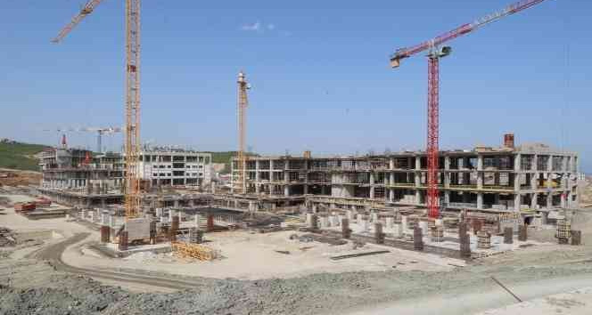 Ordu Şehir Hastanesi yükseliyor