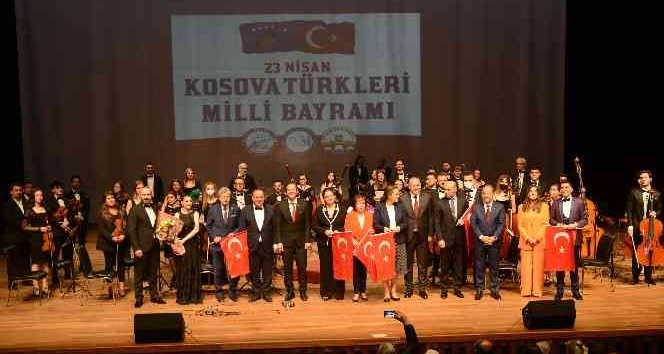 Kosova Türkleri Milli Bayramı Rumeli ezgileri konseri ile kutlandı