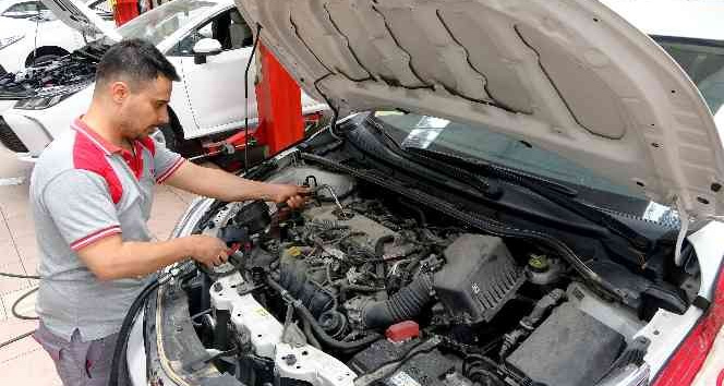 Bayram tatiline çıkacaklara uzmanından araç bakım uyarısı
