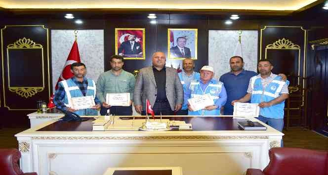 Temizlik işçilerine bayram ikramiyesi