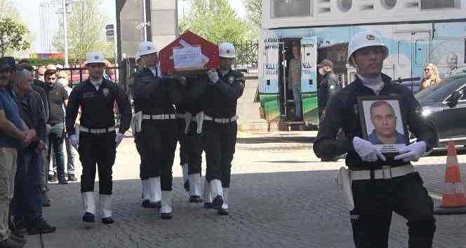 Yalova’da kalp krizi sonucu vefat eden polis için tören düzenlendi