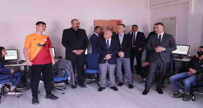 Vali Oktay Çağatay’dan Tatvan ve Güroymak ilçelerine ziyaret