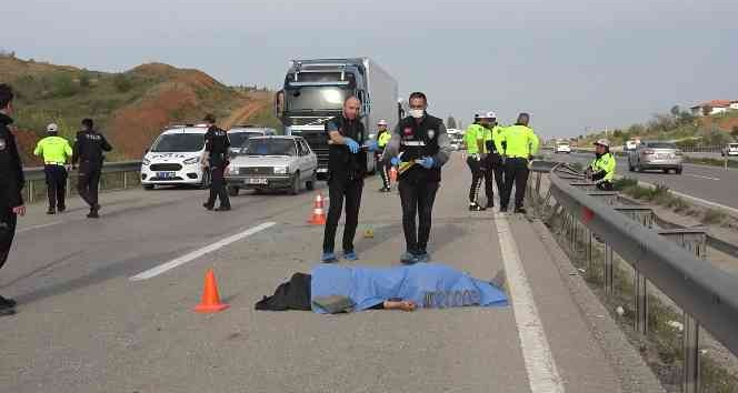 Kırıkkale’de feci kaza: Camdan fırlayan sürücü hayatını kaybetti