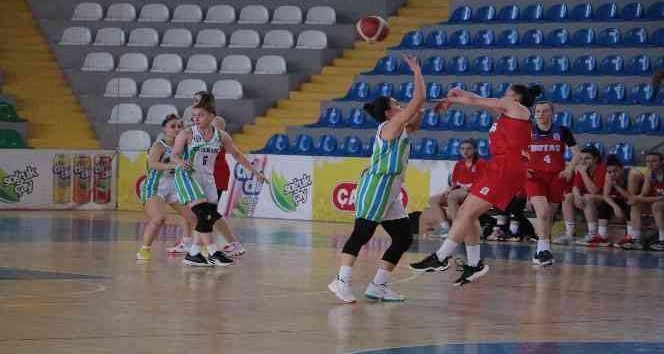 Rize Belediyesi Kadın Basketbol Takımı Play-Off finaline yükseldi