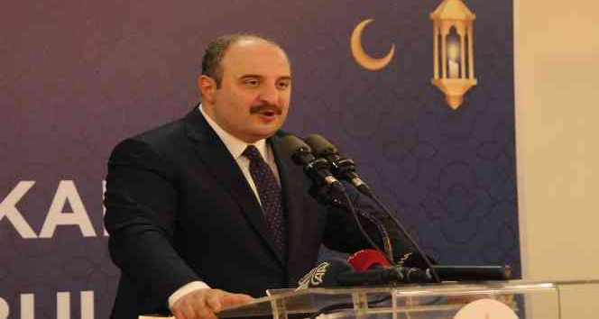 Bakan Varank: “Dertleri ne çevre ne ağaç, bunların derdi iktidarı devirmek, buna müsaade etmeyeceğiz”