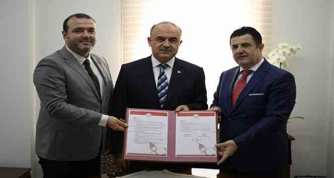 Yalova’da öğrencilere staj imkanı sağlamak için protokol imzaladı