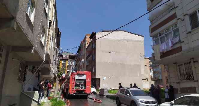 Bağcılar’da korkutan yangın