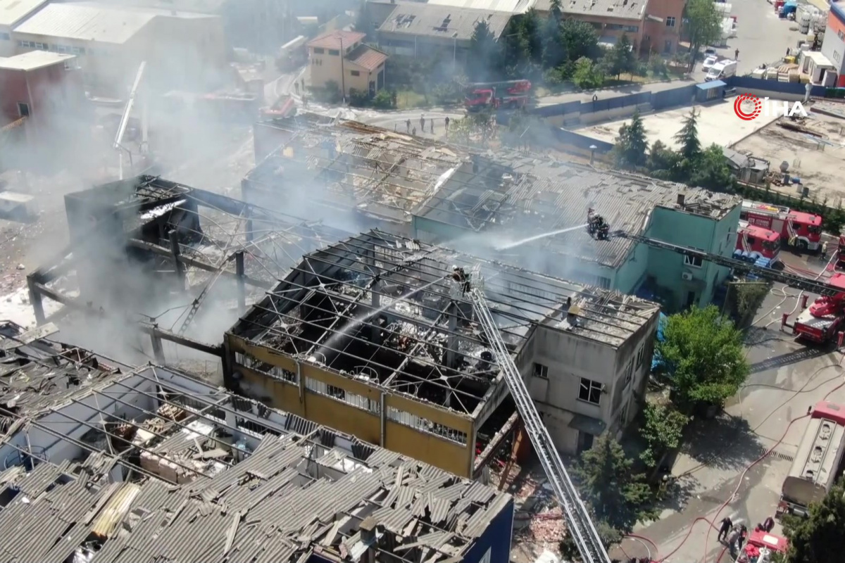 Tuzlada patlama sonrası fabrika açıktan görüntülendi