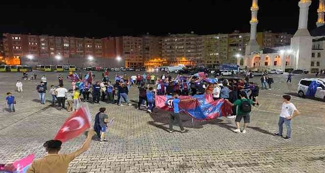 Mardin’de Trabzonspor’un şampiyonluğu coşku ile kutlandı