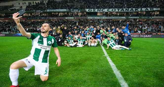 Tahsin Çoban; “Taraftarlarımıza çifte bayram yaşattığımız için mutluyuz”