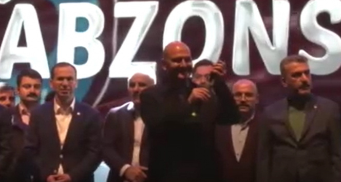 Cumhurbaşkanı Erdoğan Trabzonsporlu taraftarların şampiyonluğunu kutladı