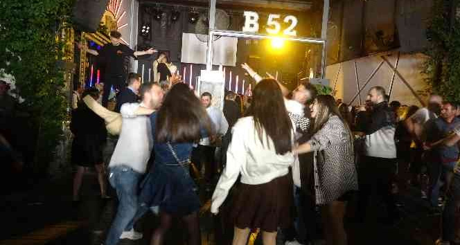 Marmaris’te eğlence sokağa taştı