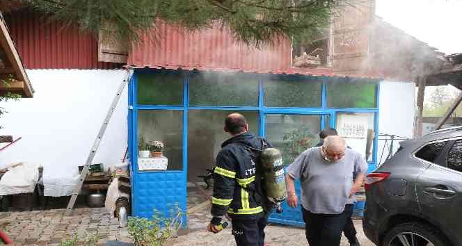 Bolu’da ev yangınında etkilenen 3 kişi hastaneye kaldırıldı