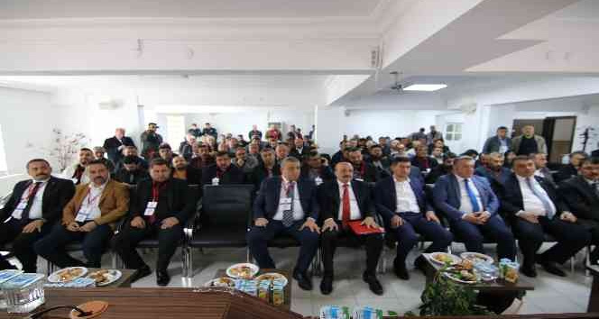 Kırşehir Esnaf Odaları Bahamettin Öztürk’e yeniden başkanlık vizesi verdi