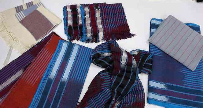 Trabzonspor şampiyon olunca Bordo Mavi renkteki takılara ilgi arttı, taleplere yetişemiyorlar